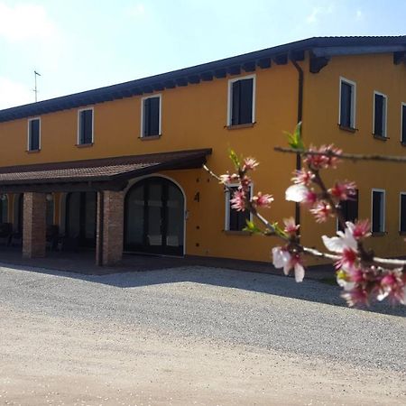 Agriturismo Borgo Borromeo Рубано Экстерьер фото